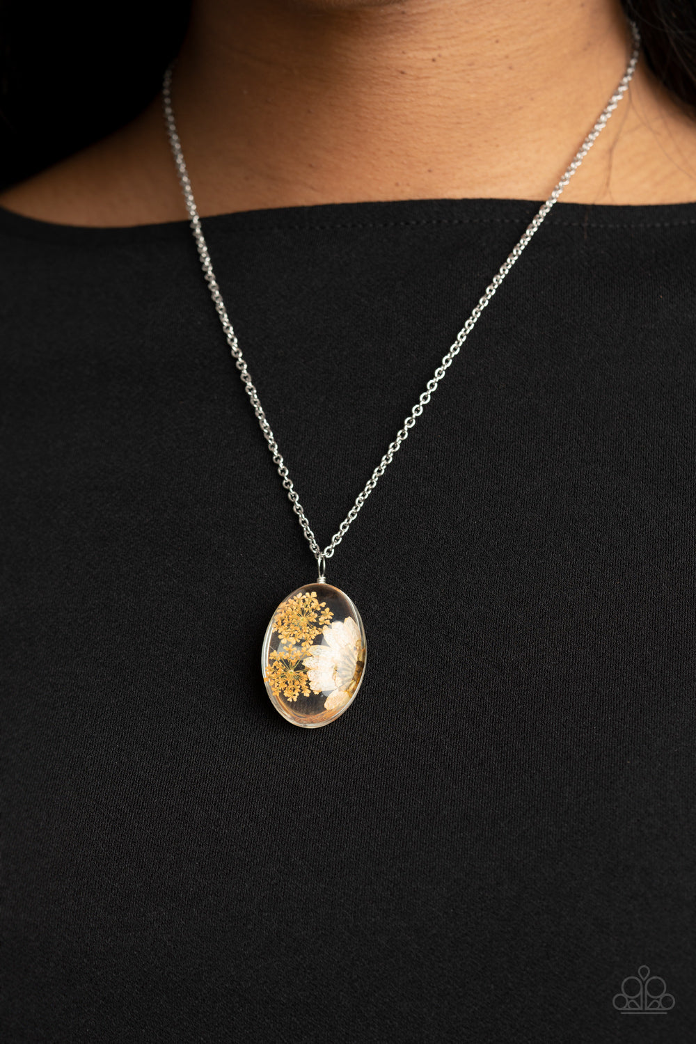 Paparazzi Accessories ✽Boho Garden Parties - Orange Necklace✽Flat Rate Ship $4.50✽