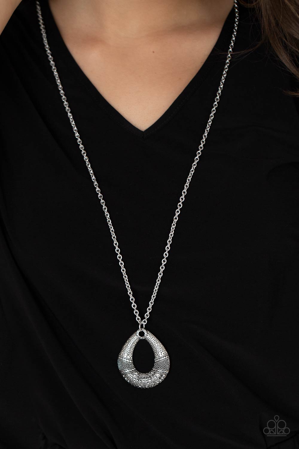 Paparazzi Accessories ❋Glitz and Grind - Silver Necklace❋ Flat Rate Ship $4.50❋