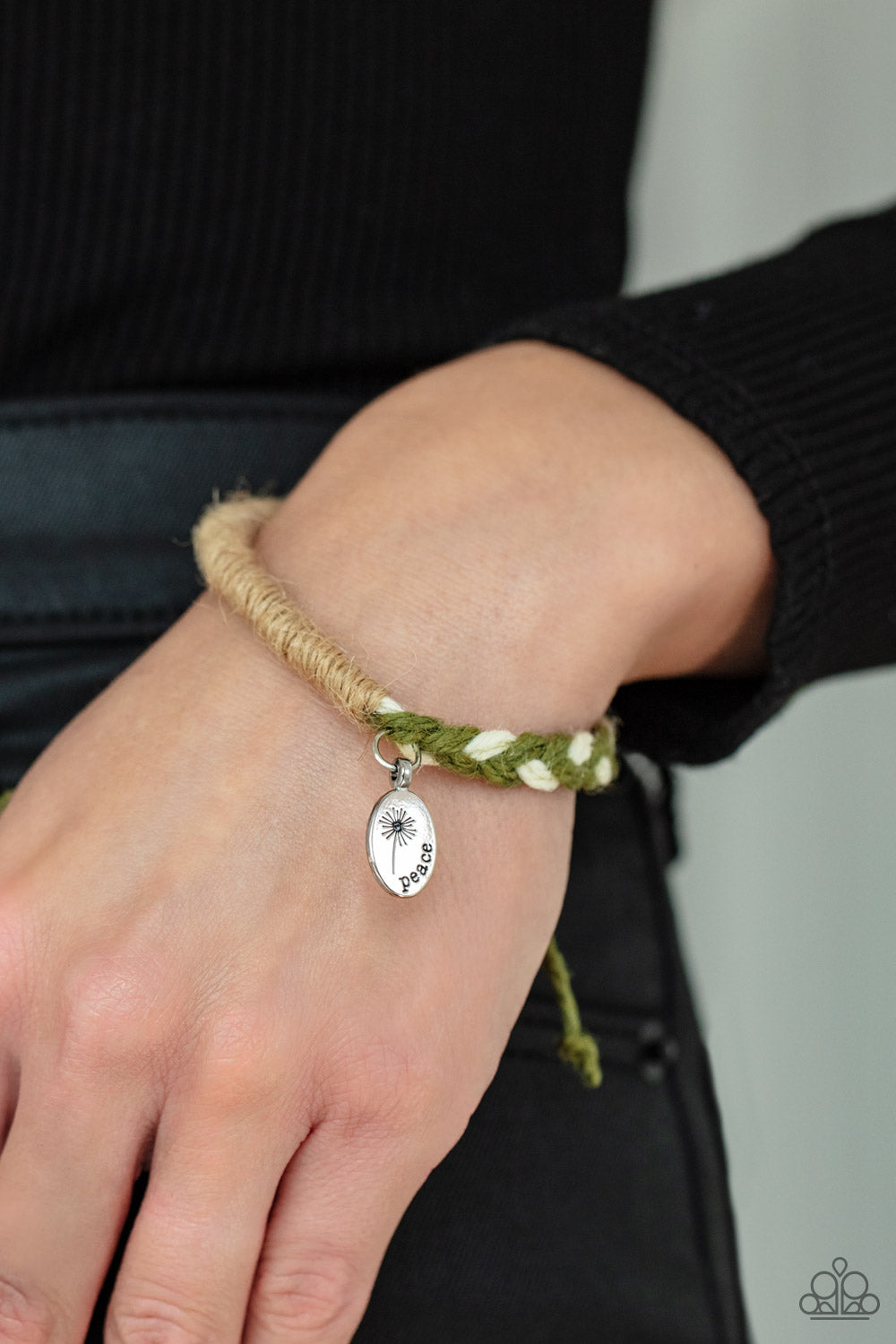 Paparazzi Accessories ❋Perpetually Peaceful - Green Bracelet❋ Flat Rate Ship $4.50❋