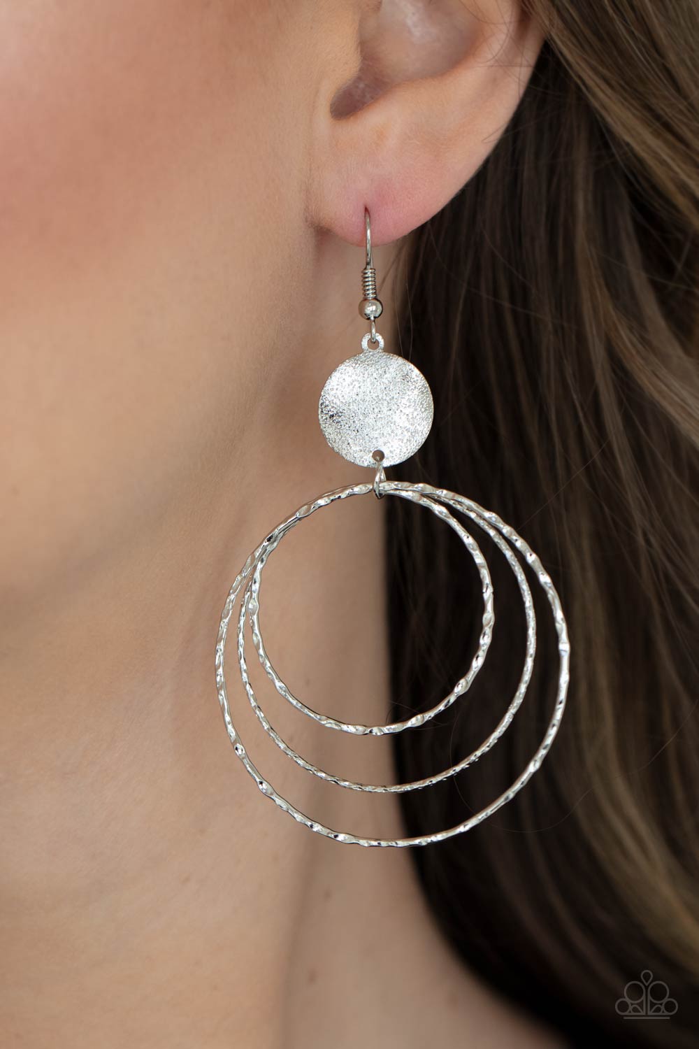 Paparazzi Accessories ❋Universal Rehearsal - Silver Earrings❋ Flat Rate Ship $4.50❋