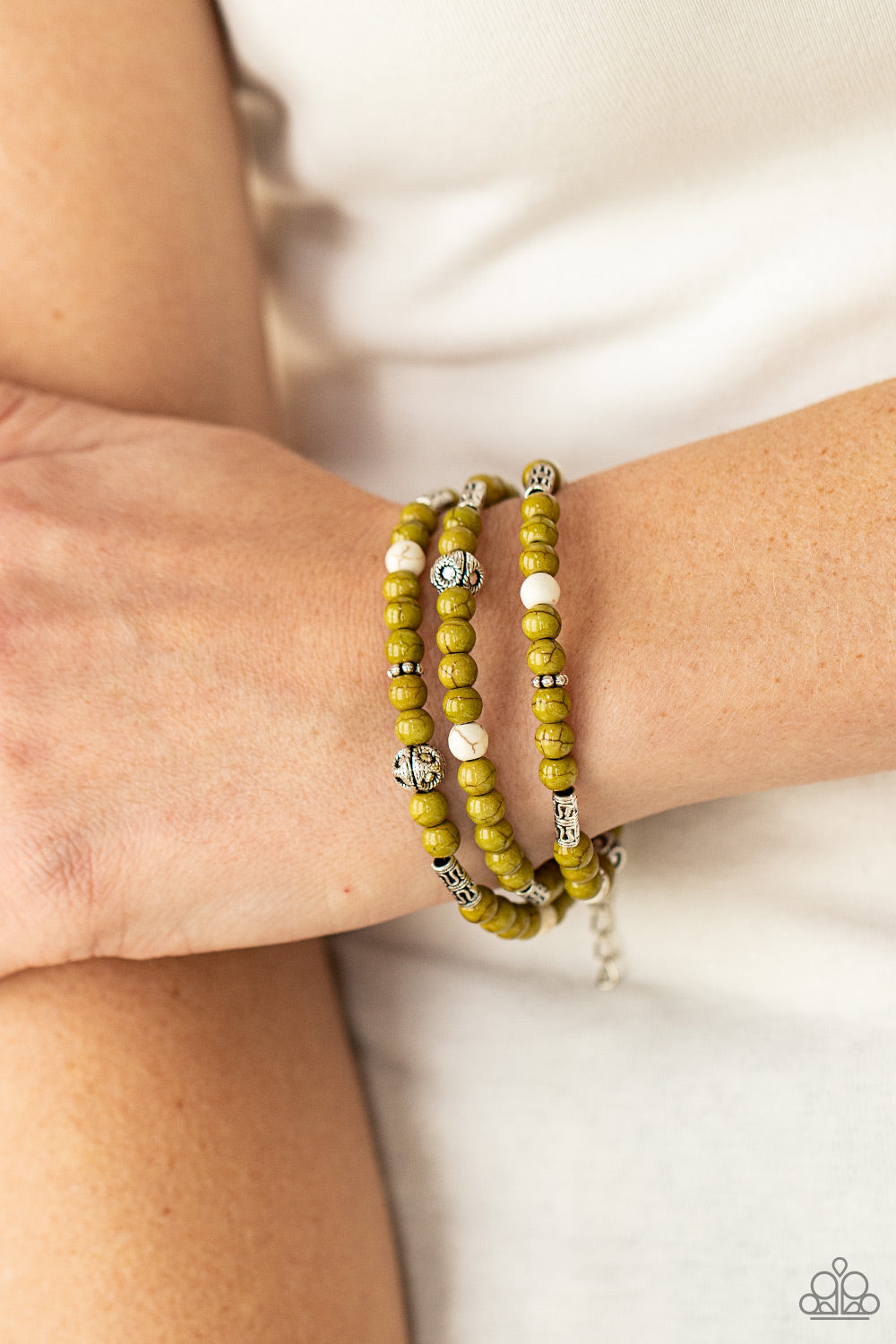 Paparazzi Accessories ✽Desert Decorum - Green Bracelet✽Flat Rate Ship $4.50✽