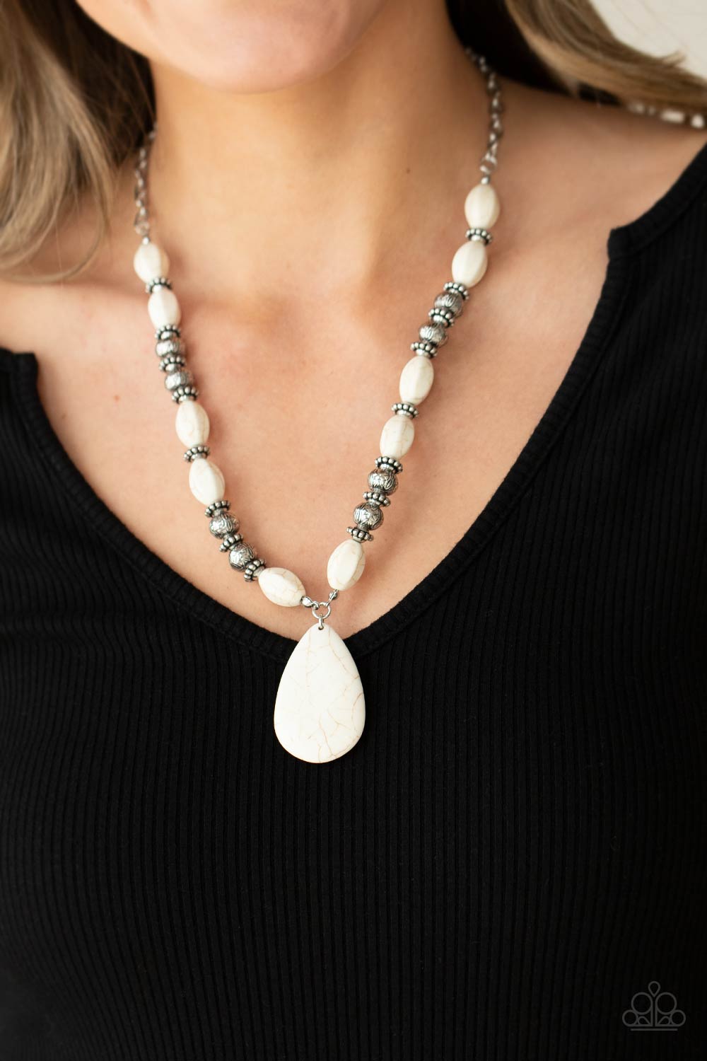 Paparazzi Accessories ❋Blazing Saddles - White Necklace❋ Flat Rate Ship $4.50❋
