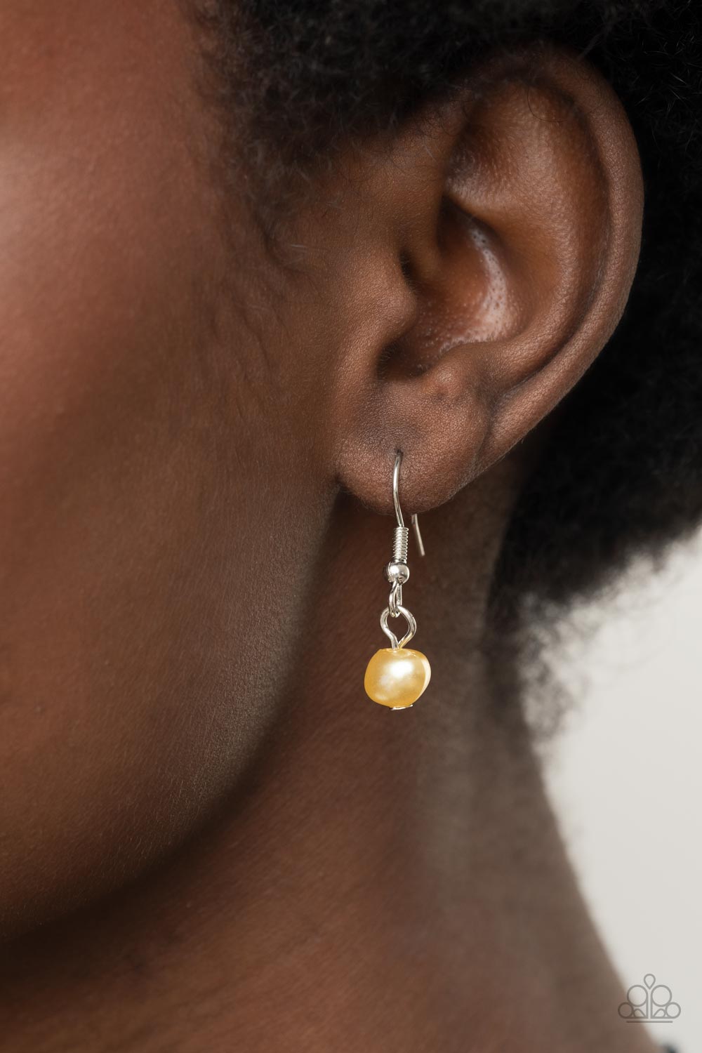 Paparazzi Accessories ❋Seaside Shimmer - Yellow Necklace❋ Flat Rate Ship $4.50❋