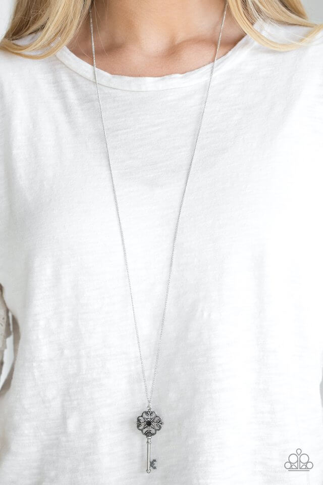 Paparazzi Accessories ✽Got It On Lock - Black Necklace✽Flat Rate Ship $4.50✽