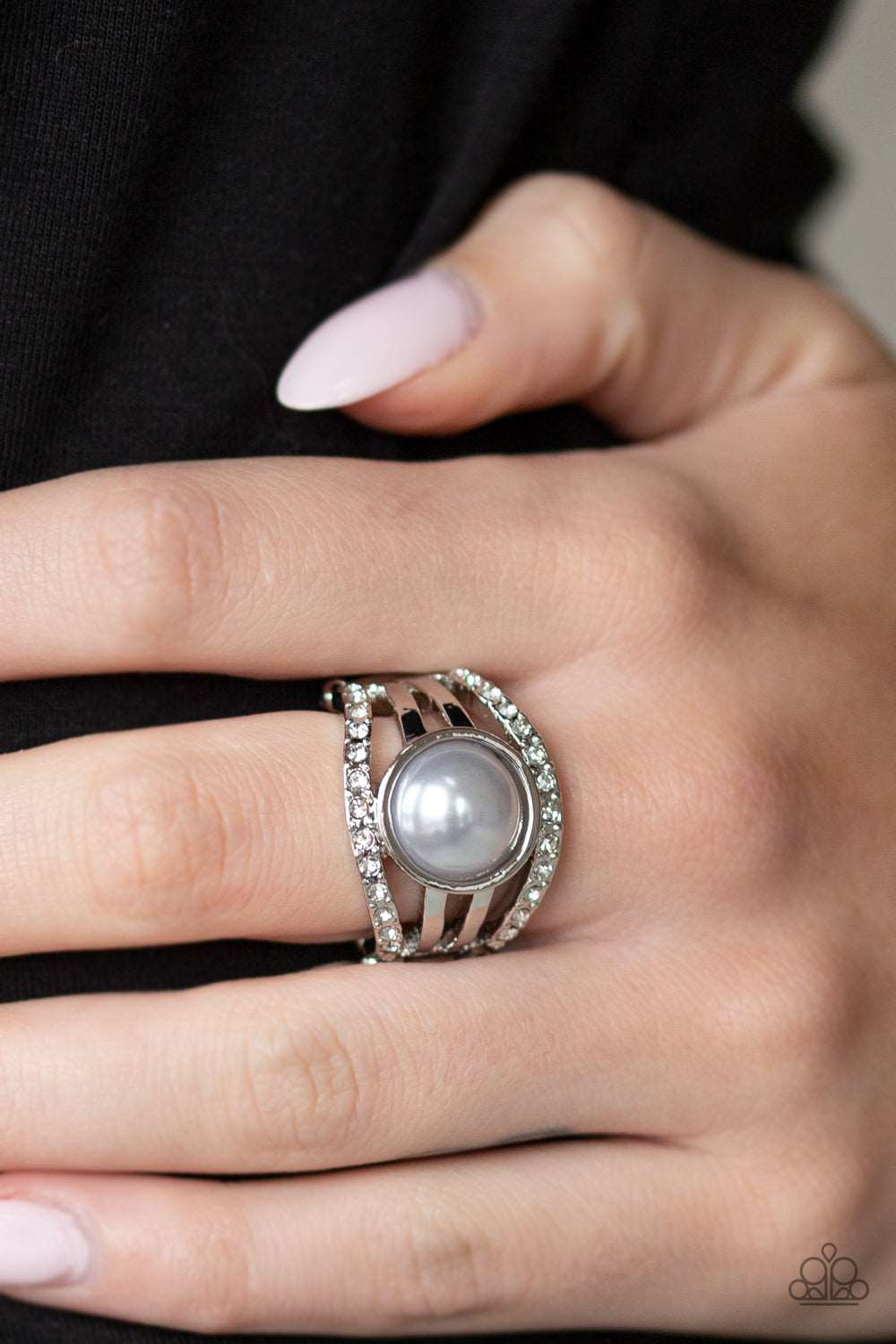 Paparazzi Accessories ✽ A Big Break - Silver Ring✽Flat Rate Ship $4.50✽