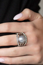 Load image into Gallery viewer, Paparazzi Accessories ✽ A Big Break - Silver Ring✽Flat Rate Ship $4.50✽
