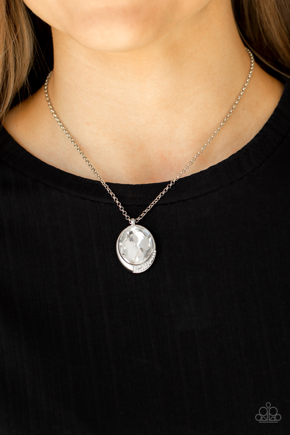 Paparazzi Accessories ❋Fashion Finale - White Necklace❋ Flat Rate Ship $4.50❋