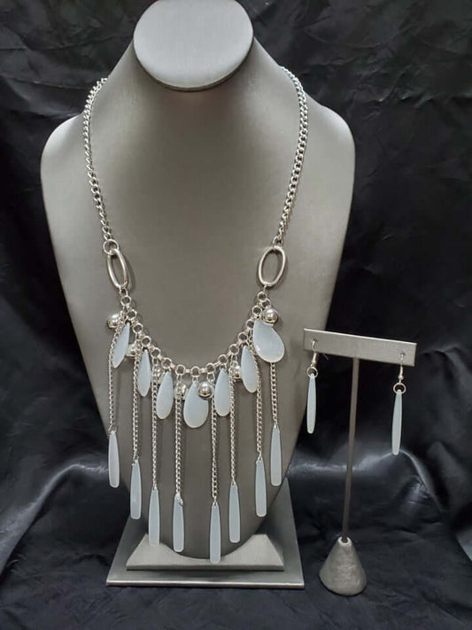 Paparazzi Accessories ❋Roaring Riviera - White Necklace❋ Flat Rate Ship $4.50❋ - Image #1