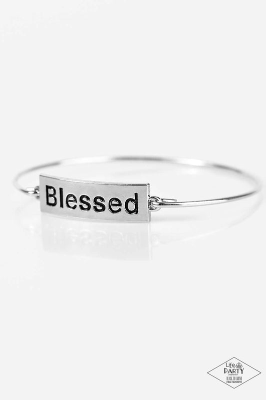 brought✽to✽you✽by✽blingflingbykat✽blessed✽paparazzi-accessories