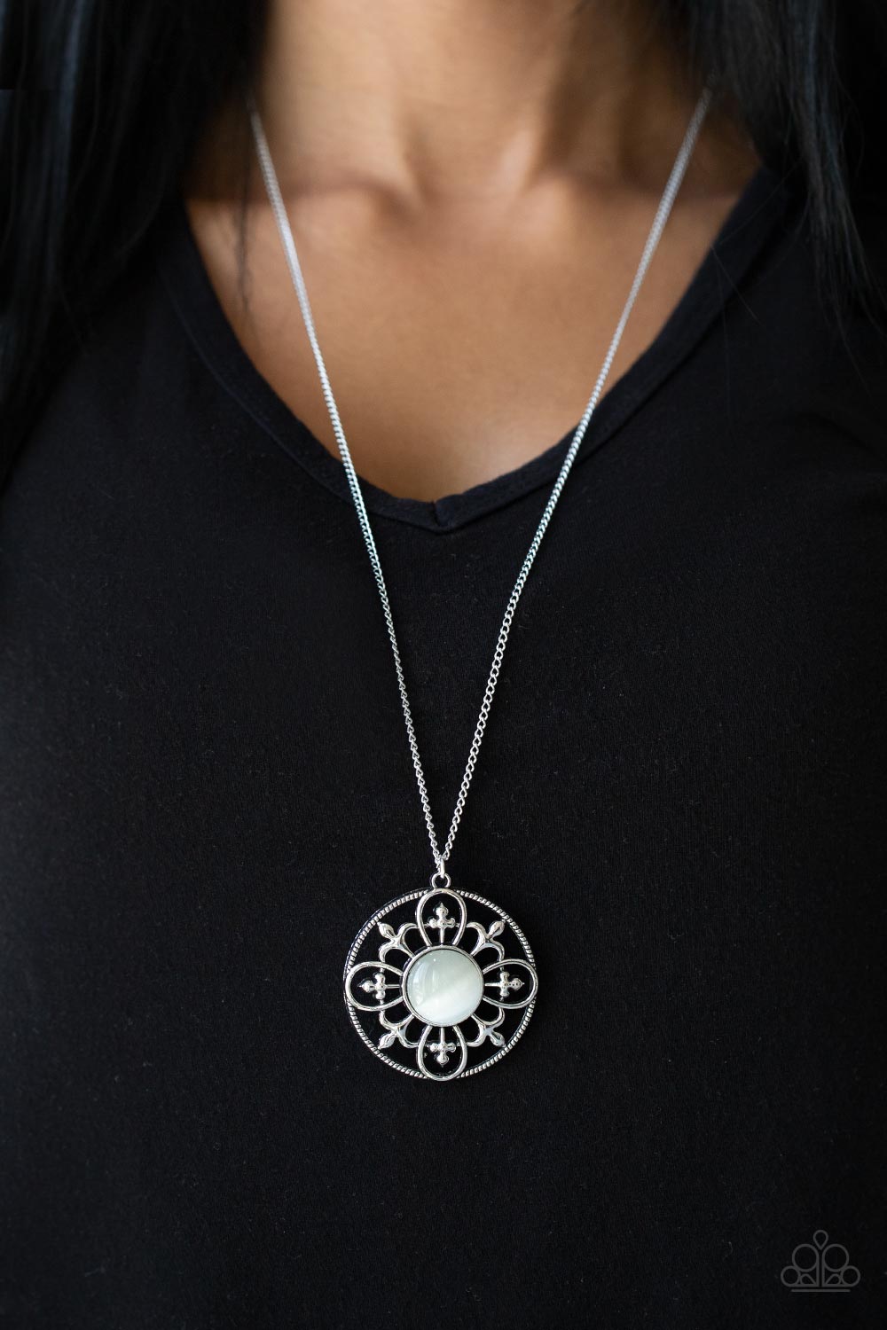 Paparazzi Accessories ❋Celestial Compass - White Necklace❋ Flat Rate Ship $4.50❋