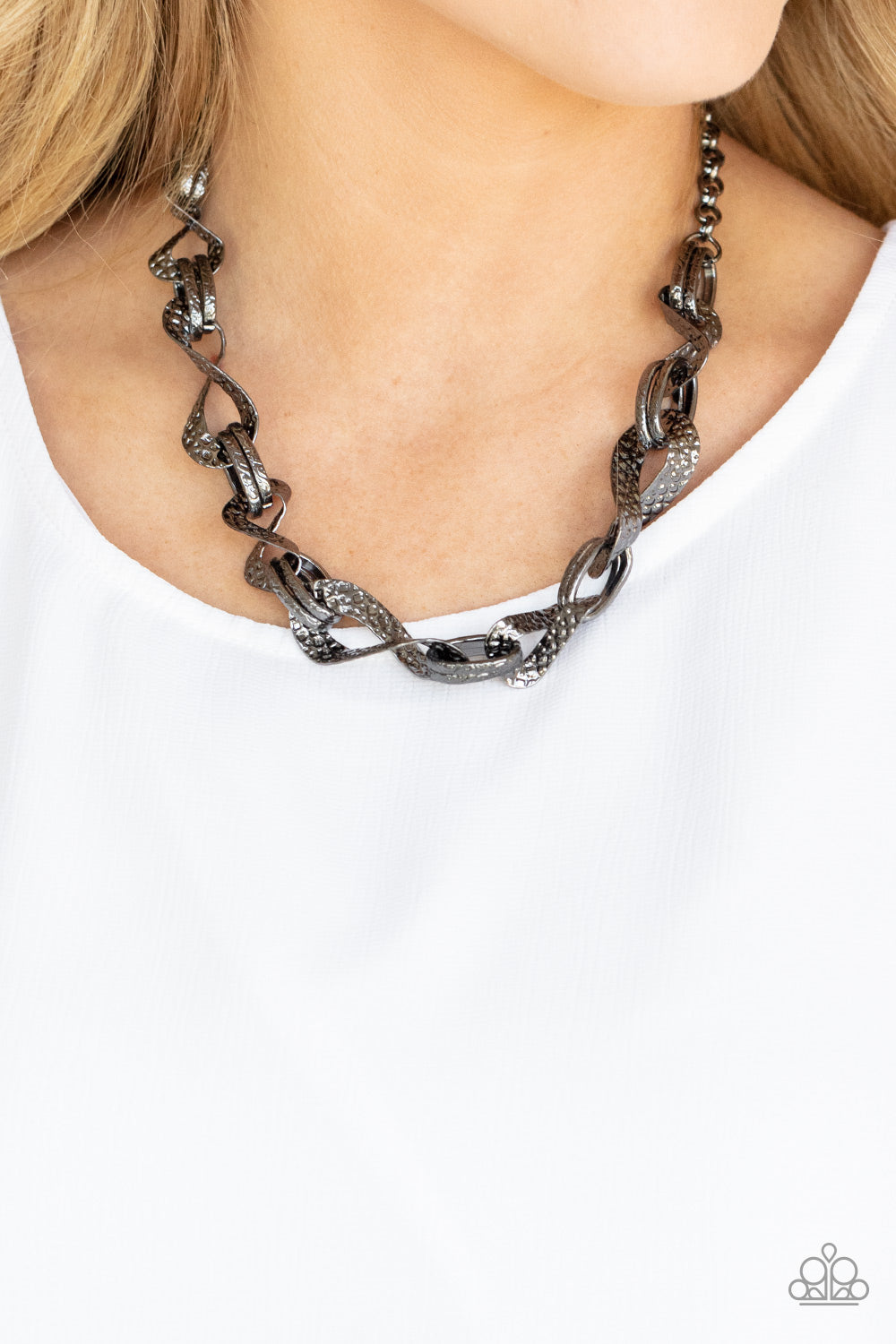 Paparazzi Accessories ❋METAL of Honor - Black Necklace❋ Flat Rate Ship $4.50❋