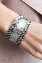 Load image into Gallery viewer, Paparazzi Accessories ✽ Adobe Adventure Bracelet✽Flat Rate Ship $4.50✽
