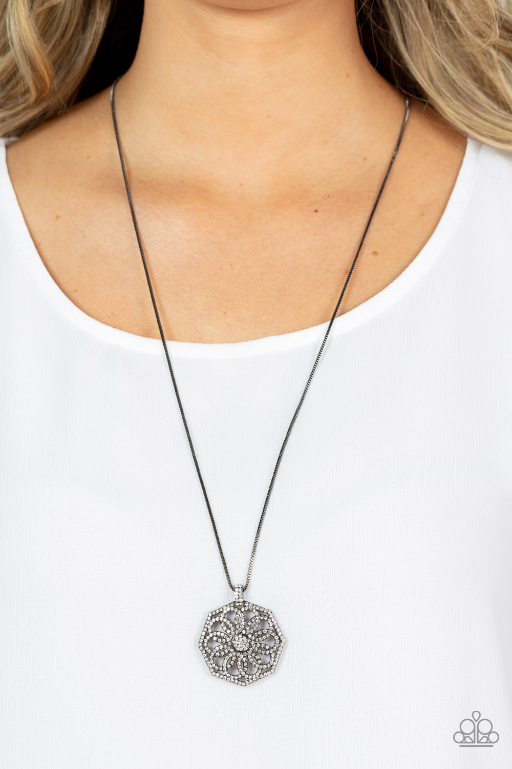 Paparazzi Accessories ❋Botanical Bling - Black Necklace❋ Flat Rate Ship $4.50❋