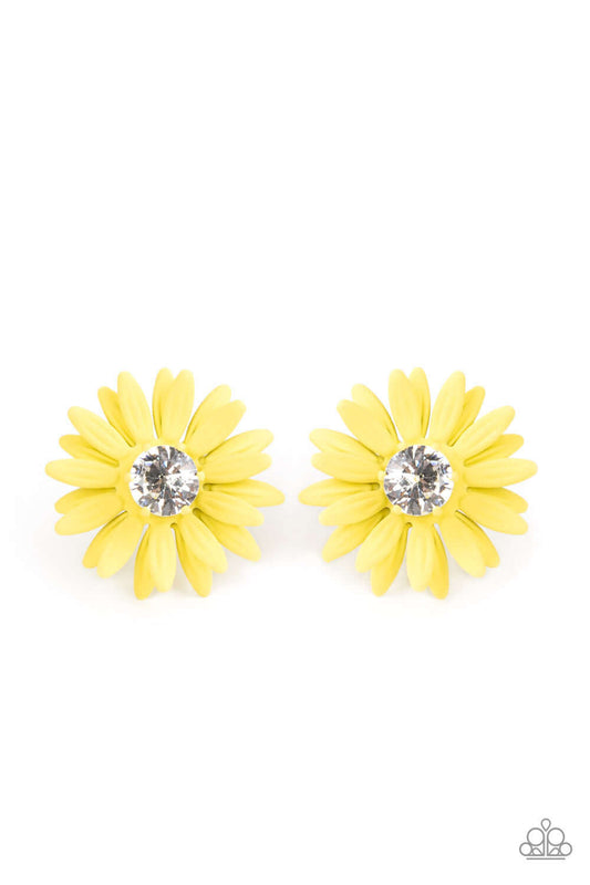 brought-to-you-by-blingflingbykat-sunshiny-dais-y-yellow-paparazzi-accessories-