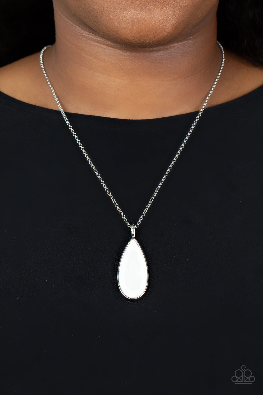 Paparazzi Accessories ❋Yacht Ready - White Necklace❋ Flat Rate Ship $4.50❋