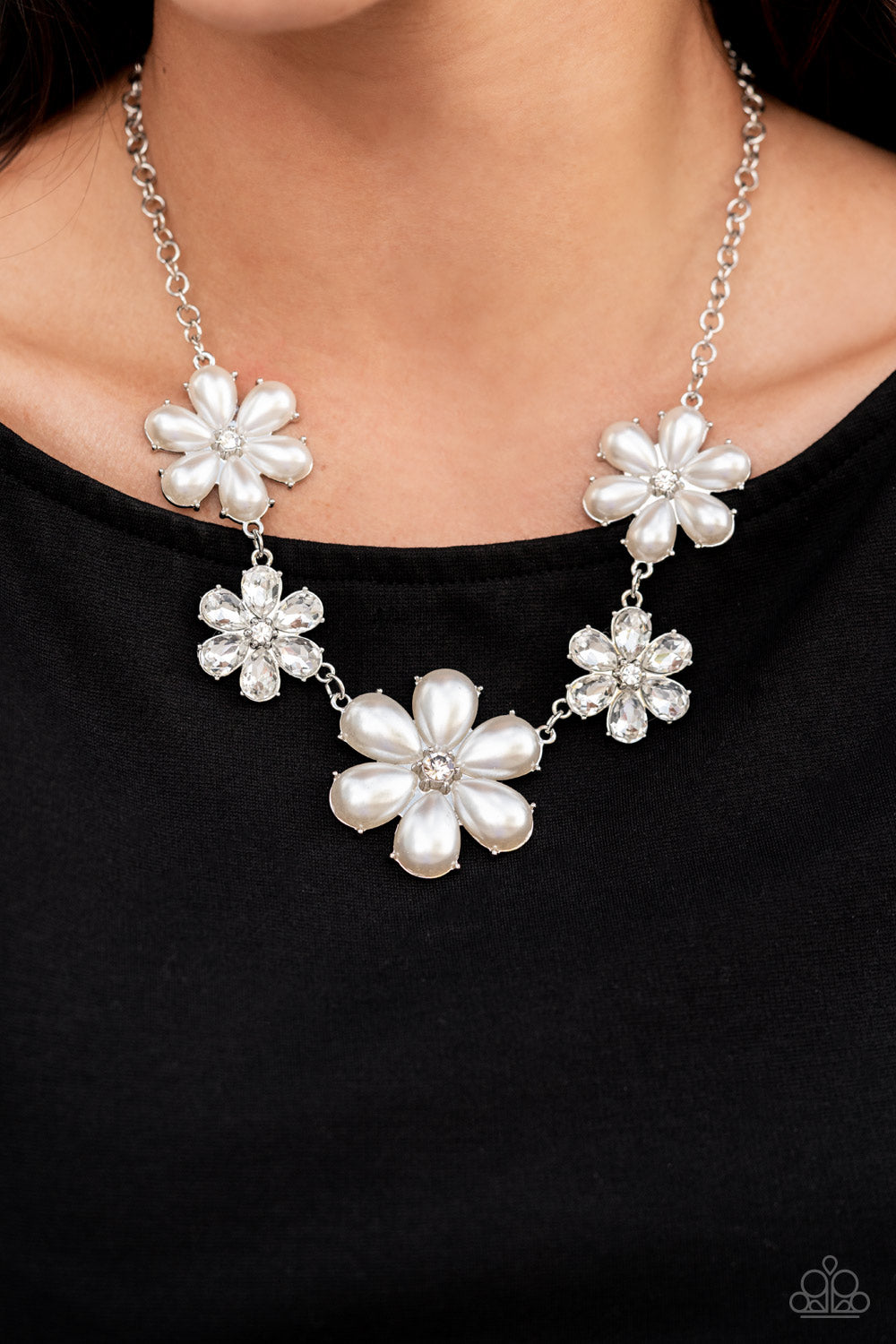 Paparazzi Accessories ❋Fiercely Flowering - White Necklace❋ Flat Rate Ship $4.50❋