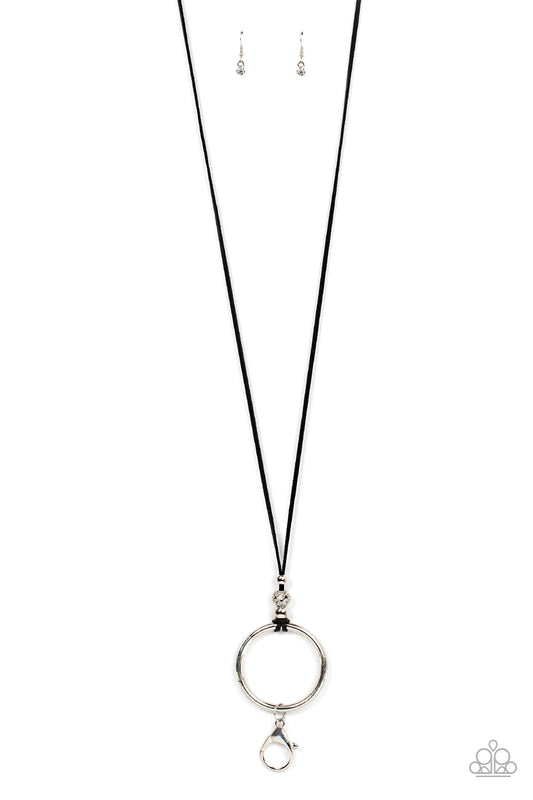 brought-to-you-by-blingflingbykat-bling-into-focus-black-5231-paparazzi-accessories-