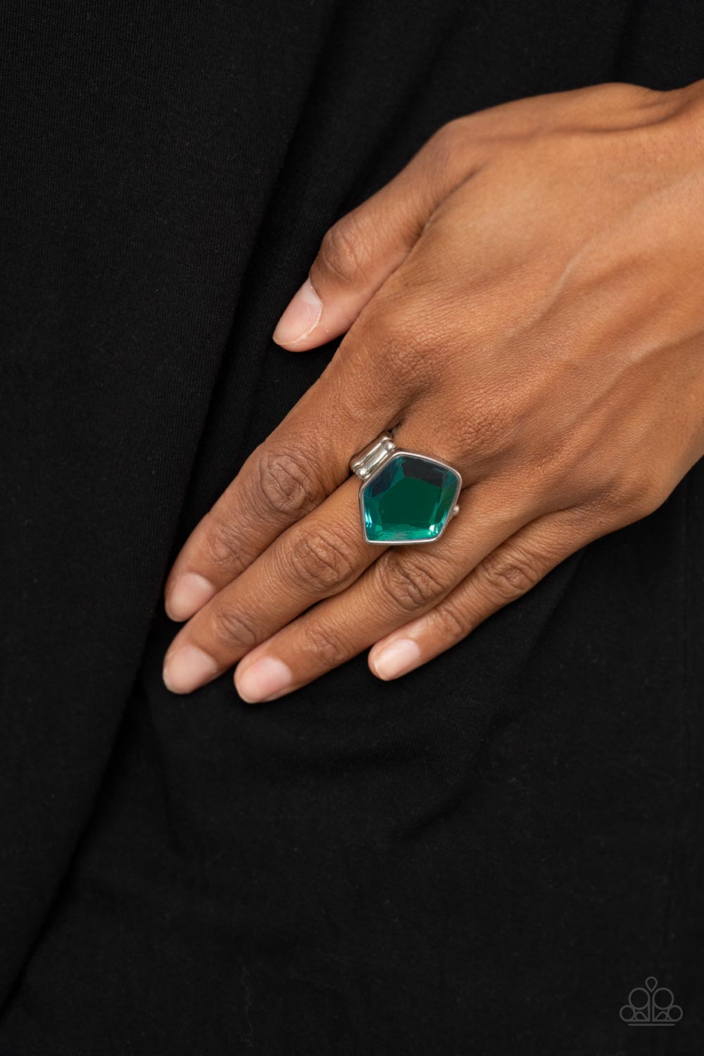 Paparazzi Accessories ❋Abstract Escapade - Green Ring❋ Flat Rate Ship $4.50❋