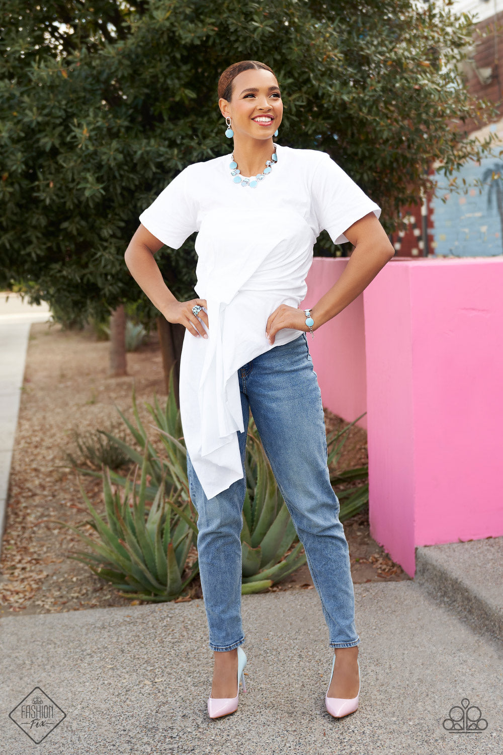 brought-to-you-by-blingflingbykat-glimpses-of-malibu-complete-trend-blend-1804-paparazzi-accessories-