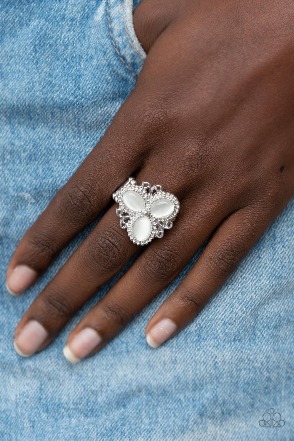 Paparazzi Accessories ❋Bewitched Blossoms - White Ring❋ Flat Rate Ship $4.50❋