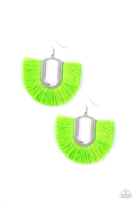 brought✽to✽you✽by✽blingflingbykat✽tassel-tropicana-green-earrings✽paparazzi-accessories