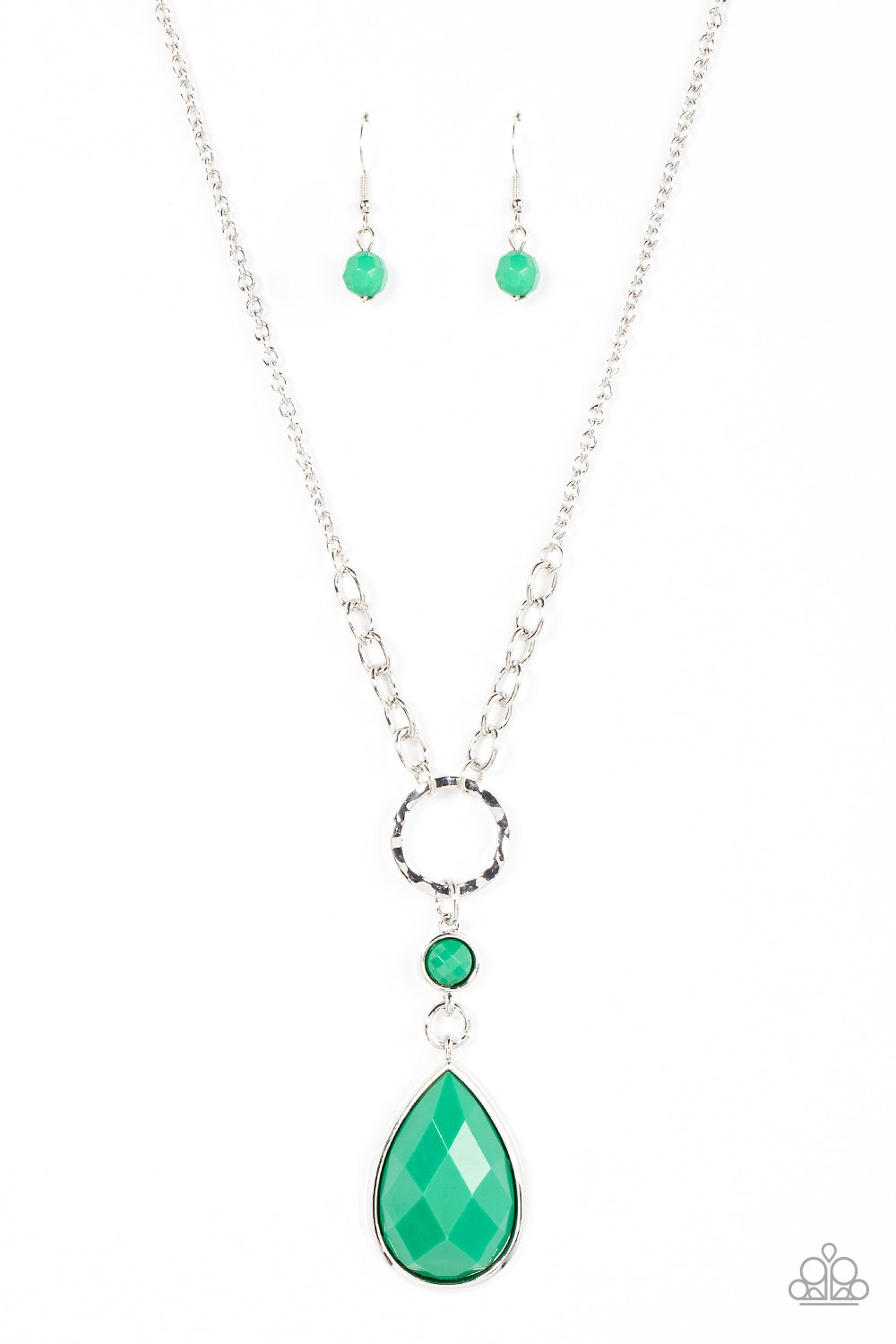 brought-to-you-by-blingflingbykat-valley-girl-glamour-green-necklace-paparazzi-accessories-