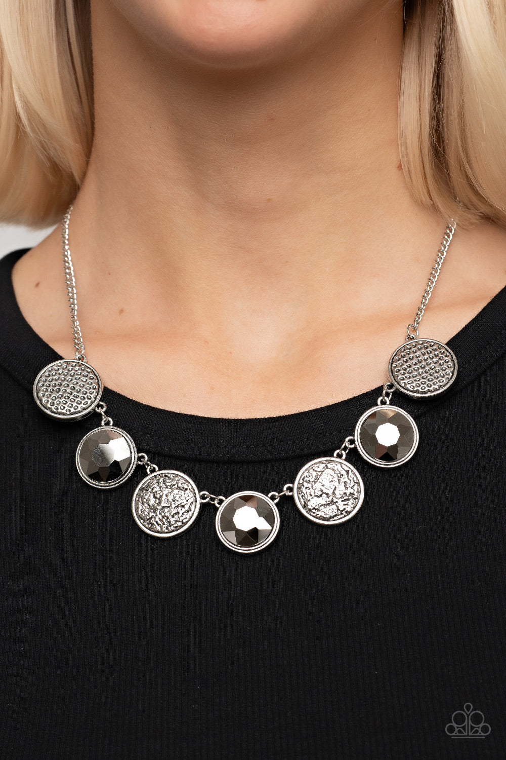 Paparazzi Accessories ❋Urban Elite - Silver Necklace❋ Flat Rate Ship $4.50❋
