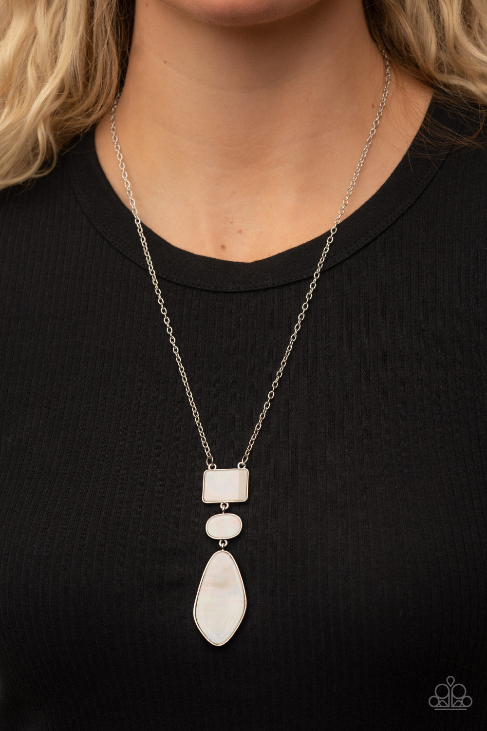 Paparazzi Accessories ❋Hidden Cove - White Necklace❋ Flat Rate Ship $4.50❋