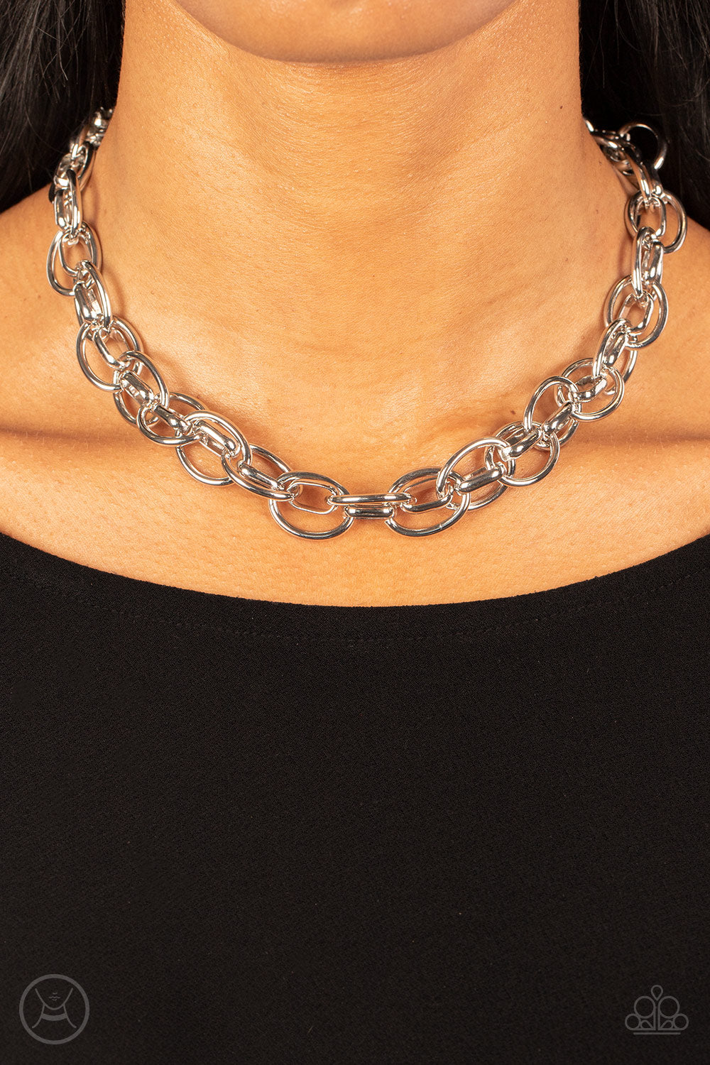 Paparazzi Accessories ❋Tough Crowd - Silver Necklace❋ Flat Rate Ship $4.50❋