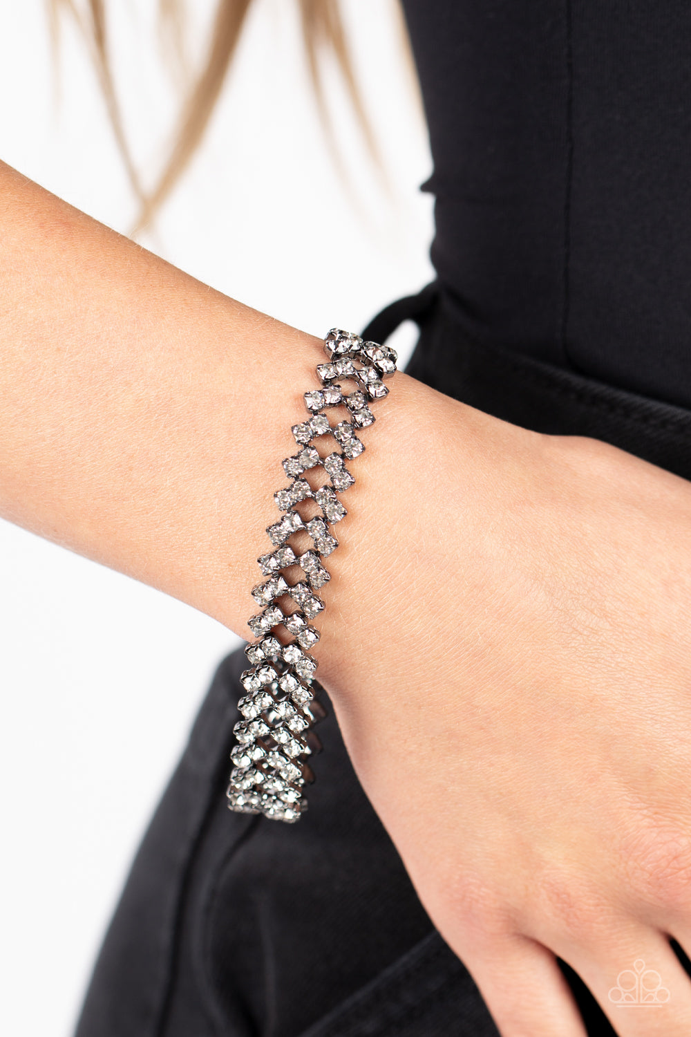 Paparazzi Accessories ❋Seize the Sizzle - Black Bracelet❋ Flat Rate Ship $4.50❋