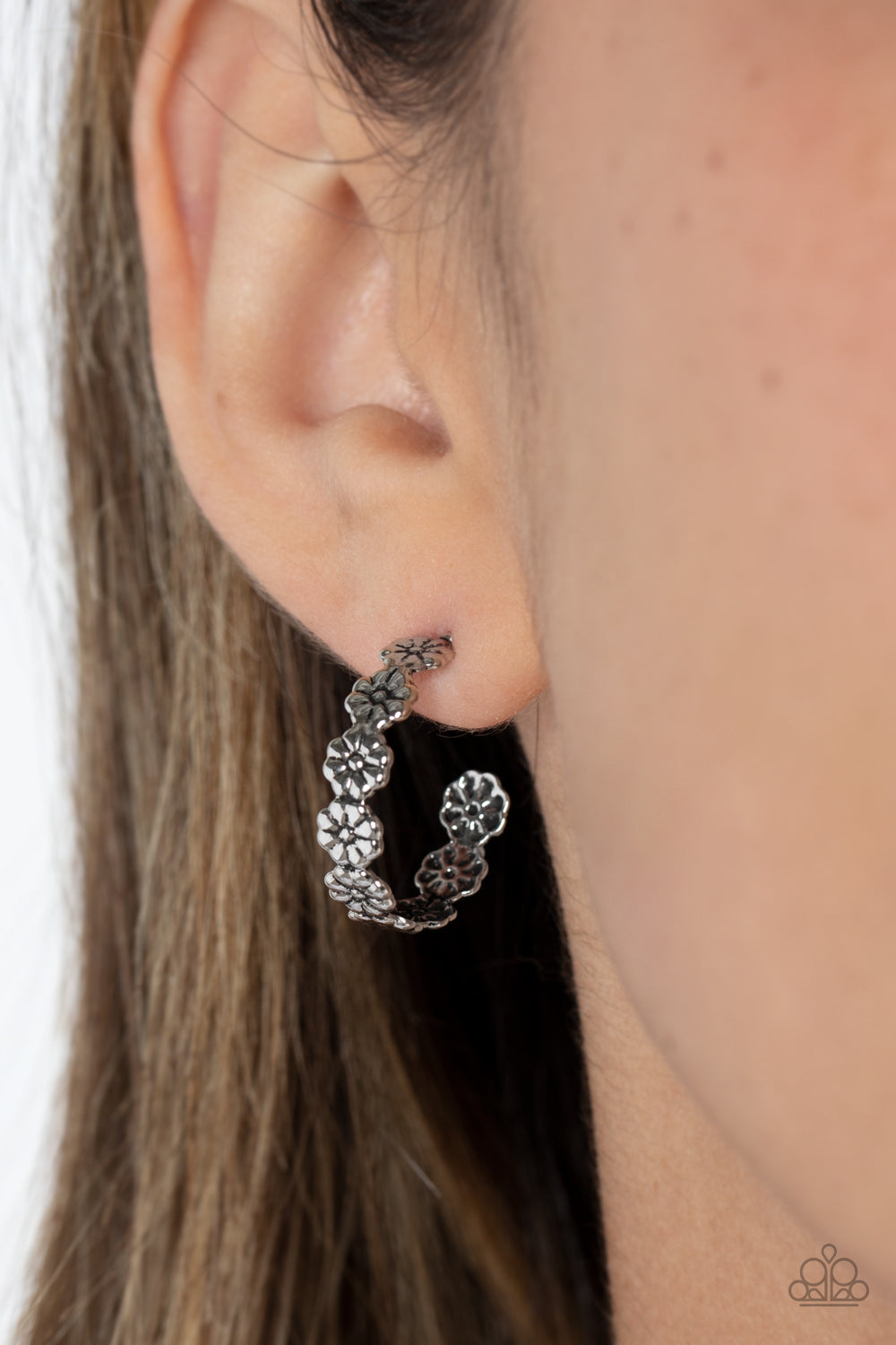 Paparazzi Accessories ❋Floral Fad - Silver Earrings❋ Flat Rate Ship $4.50❋