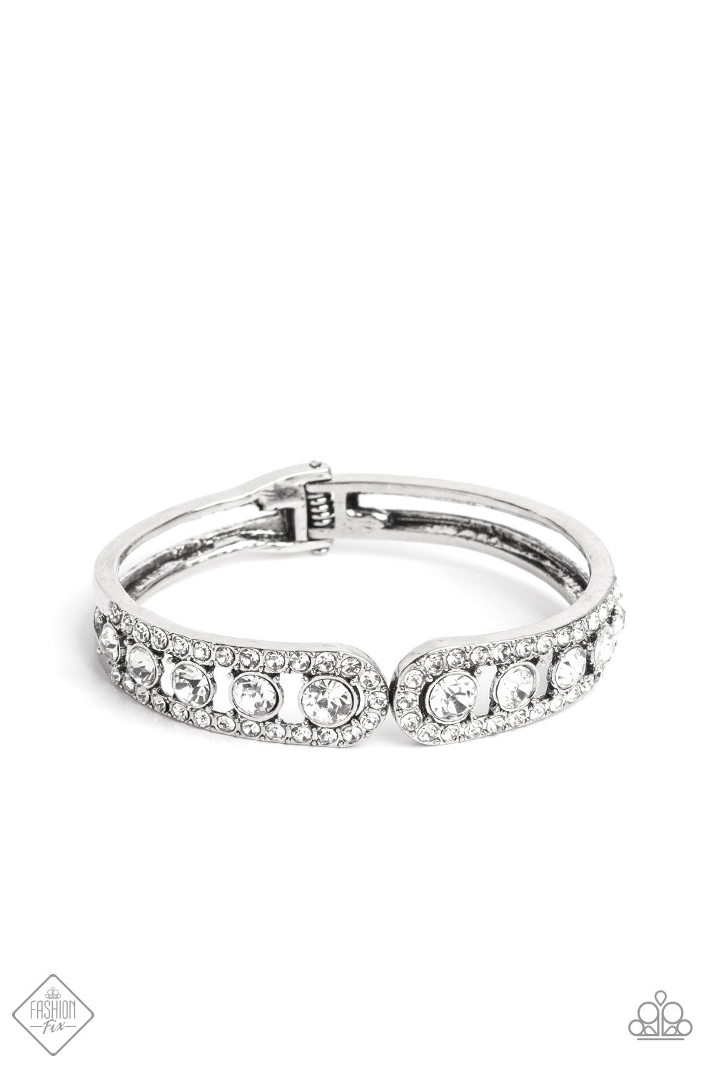 brought-to-you-by-blingflingbykat-spellbinding-splendor-white-bracelet-paparazzi-accessories-