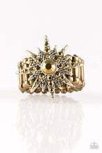 Load image into Gallery viewer, brought✽to✽you✽by✽blingflingbykat✽super-stellar-brass-ring✽paparazzi-accessories
