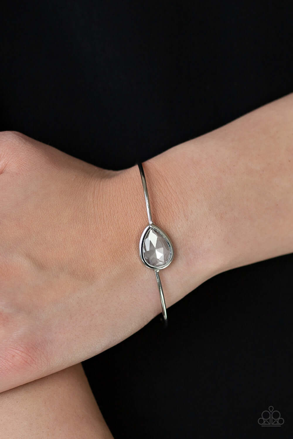 Paparazzi Accessories ✽ Make A Spectacle - Silver Bracelet✽Flat Rate Ship $4.50✽ - Image #2