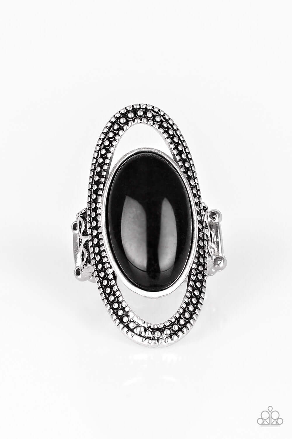 brought✽to✽you✽by✽blingflingbykat✽western-royalty-black-ring✽paparazzi-accessories