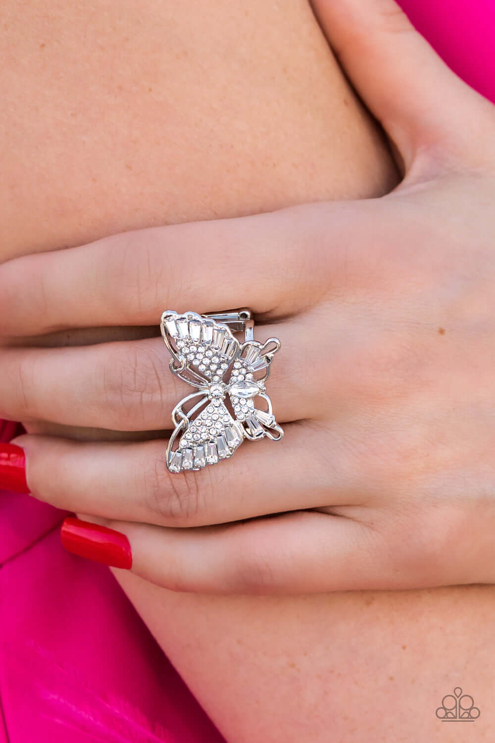 Paparazzi Accessories ❋Fearless Flutter - White Ring❋ Flat Rate Ship $4.50❋ - Image #2