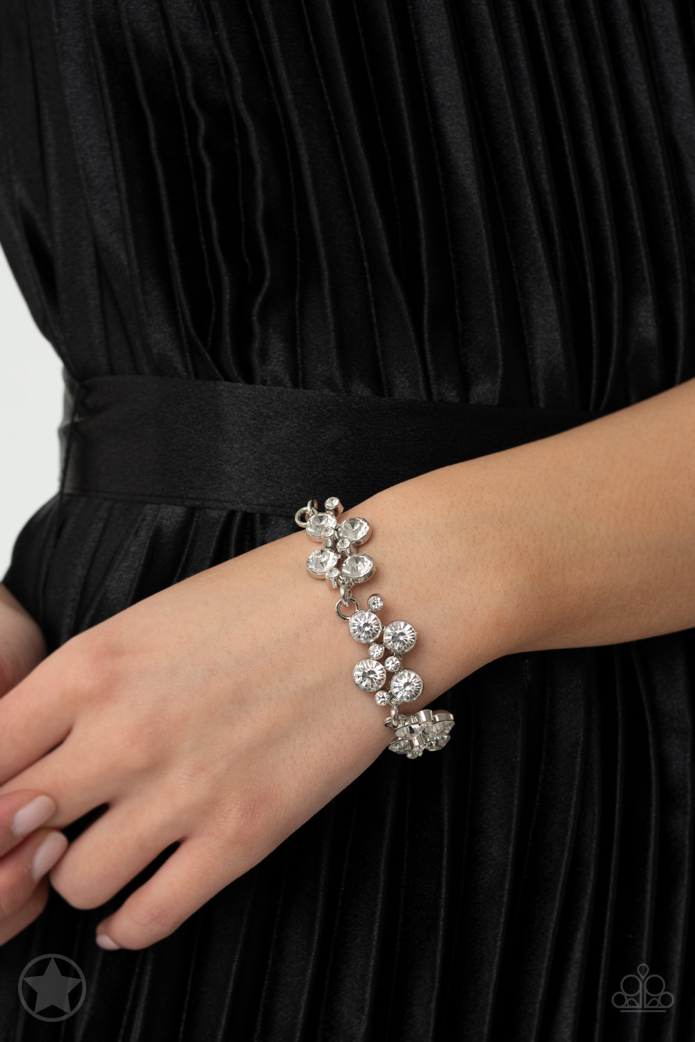 Paparazzi Accessories ✽ Old Hollywood Bracelet✽Flat Rate Ship $4.50✽
