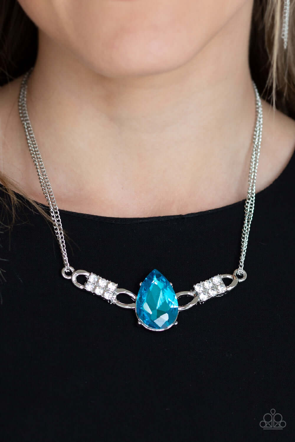 Paparazzi Accessories ✽ Way To Make An Entrance - Blue Necklace✽Flat Rate Ship $4.50✽ - Image #2