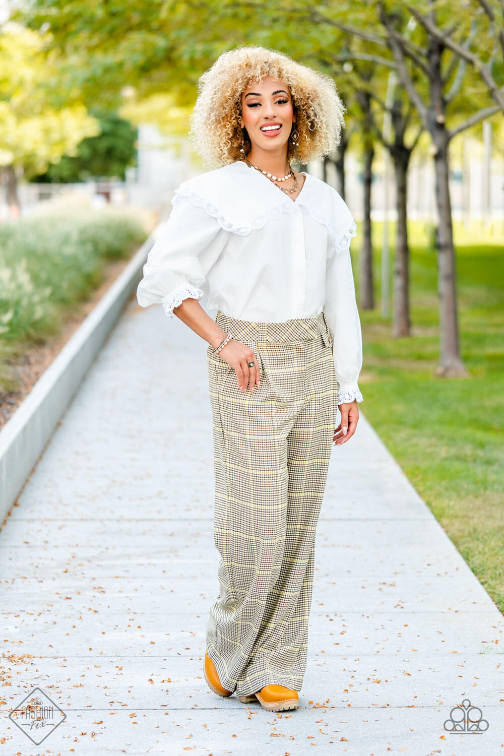 brought-to-you-by-blingflingbykat-glimpses-of-malibu-complete-trend-blend-8023-paparazzi-accessories-