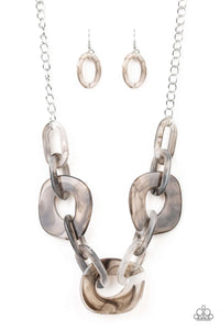 brought✽to✽you✽by✽blingflingbykat✽courageously-chromatic-silver-necklace✽paparazzi-accessories