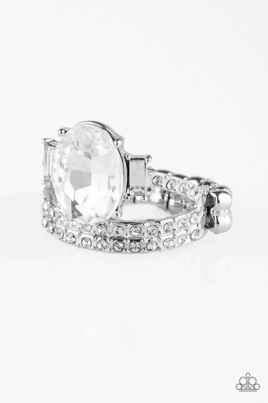 brought✽to✽you✽by✽blingflingbykat✽bling-queen-white-ring✽paparazzi-accessories