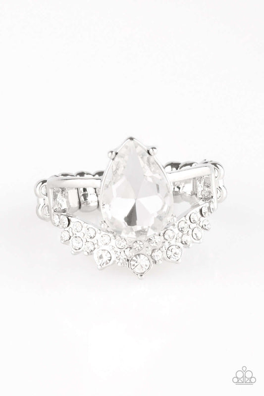 brought✽to✽you✽by✽blingflingbykat✽if-the-crown-fits-white-ring✽paparazzi-accessories