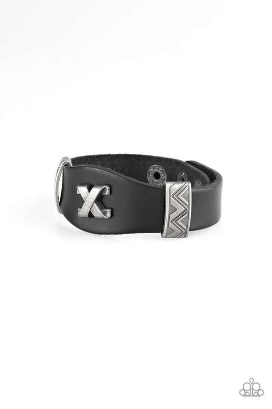 brought✽to✽you✽by✽blingflingbykat✽tread-carefully-black-bracelet✽paparazzi-accessories