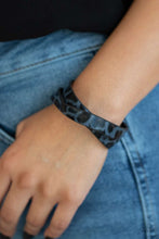 Load image into Gallery viewer, Paparazzi Accessories ✽ All GRRirl - Blue Bracelet✽Flat Rate Ship $4.50✽
