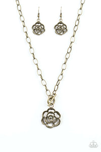 brought✽to✽you✽by✽blingflingbykat✽beautifully-in-bloom-brass-necklace✽paparazzi-accessories