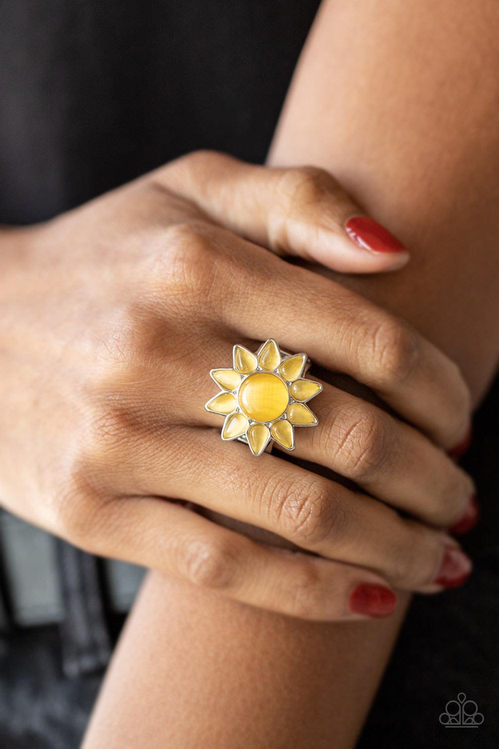 Paparazzi Accessories ❋Blossoming Sunbeams - Yellow Ring❋ Flat Rate Ship $4.50❋ - Image #2