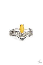 Load image into Gallery viewer, brought✽to✽you✽by✽blingflingbykat✽panama-peak-yellow-ring✽paparazzi-accessories
