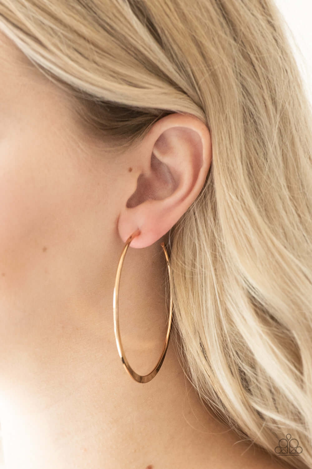 Paparazzi Accessories ✽ Hoop Hero - Gold Earrings✽Flat Rate Ship $4.50✽ - Image #2