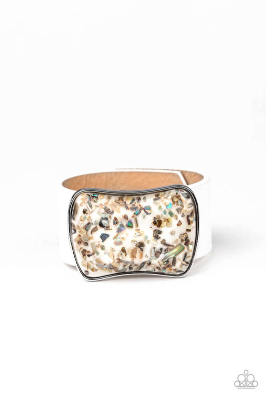 brought✽to✽you✽by✽blingflingbykattwinkle-twinkle-little-rock-star-white-bracelet✽paparazzi-accessories