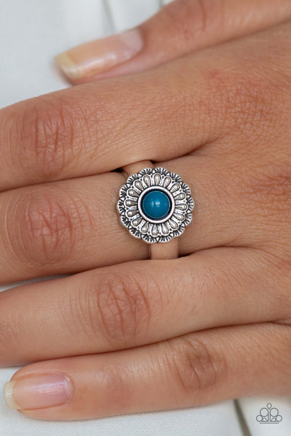 Paparazzi Accessories ✽ Daisy Dawn - Blue Ring✽Flat Rate Ship $4.50✽ - Image #2